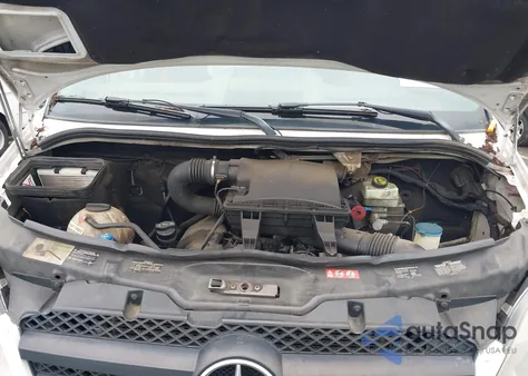 2011 Mercedes-Benz Sprinter 2500 High Roof from USA, damaged, VIN WD3PE8CB2B5574711